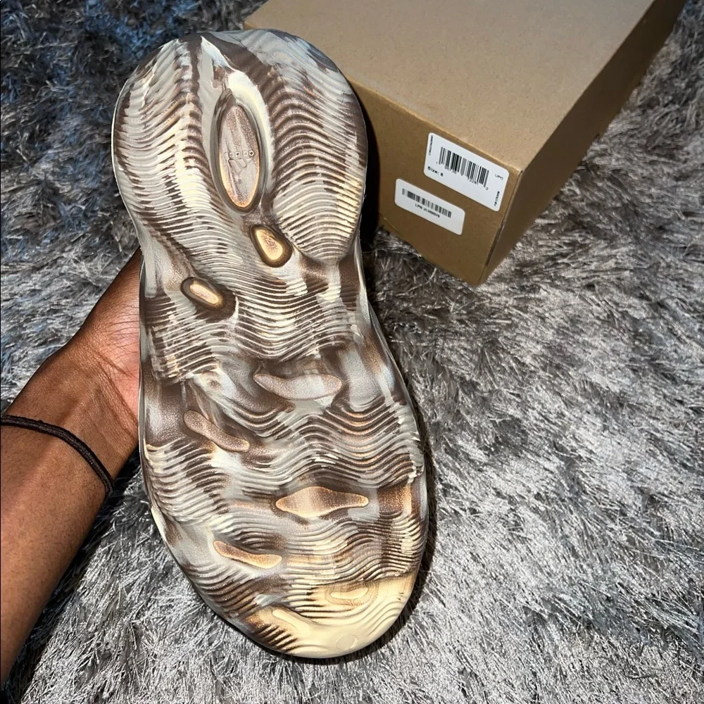 Yeezy Foam Runner Sandstone Brown Marbleized Slip-On